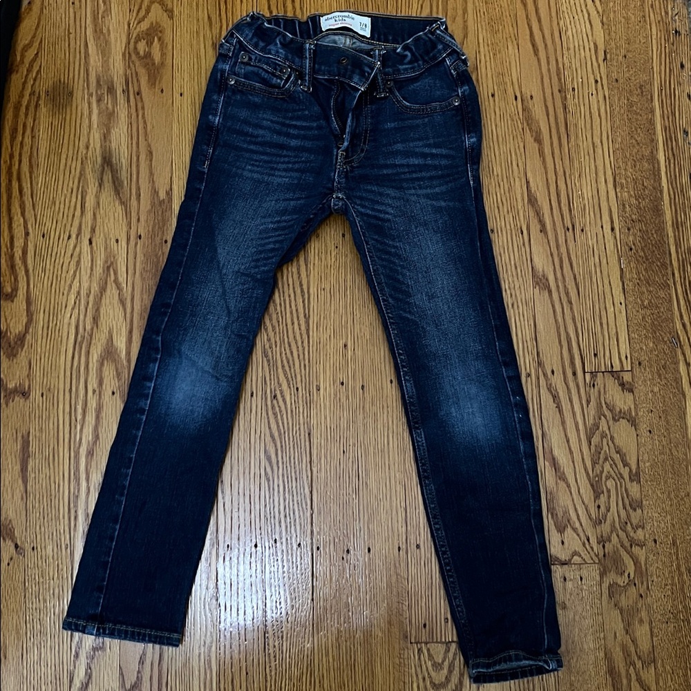 Size 7-8 (Super Skinny) // Abercrombie Dark Wash Denim Jeans